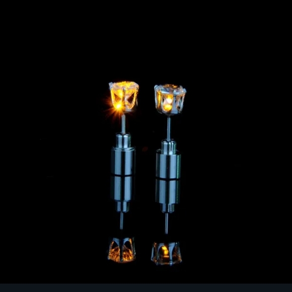 LED Light Up Earrings - Picture 5 of 9